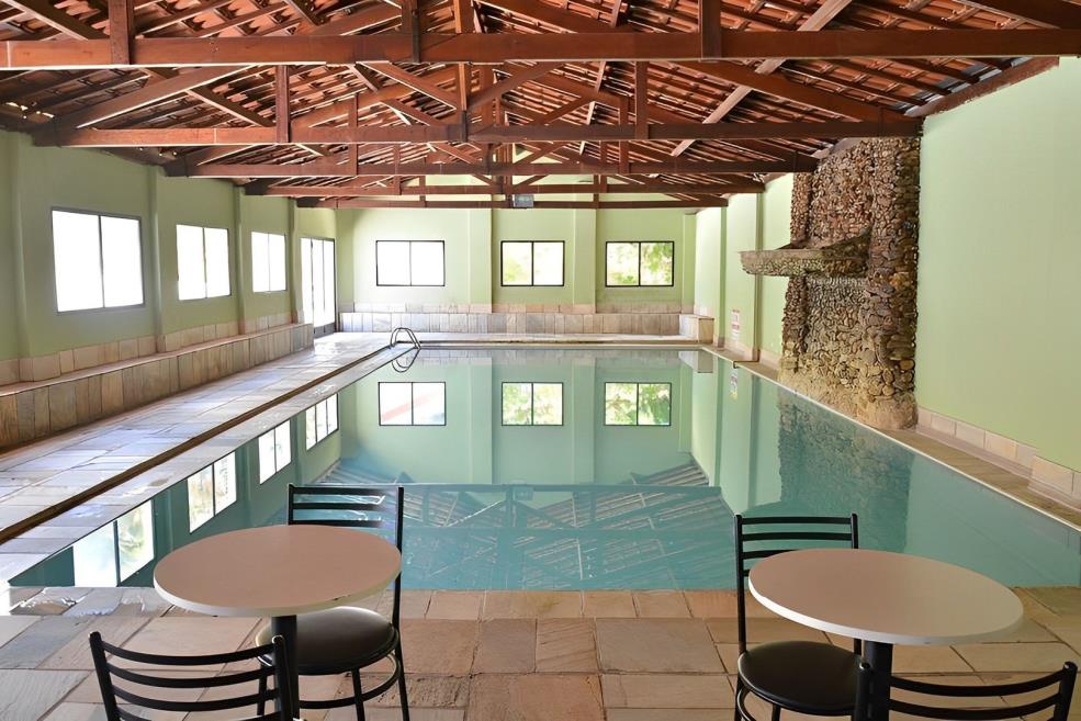 piscina-aquecida-e-coberta.png