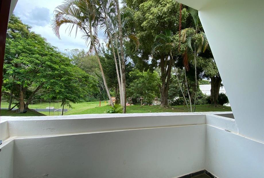 varanda morro térreo.jpg