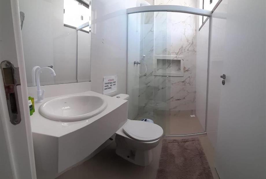 Quarto Quádruplo com Banheiro-6.jpg