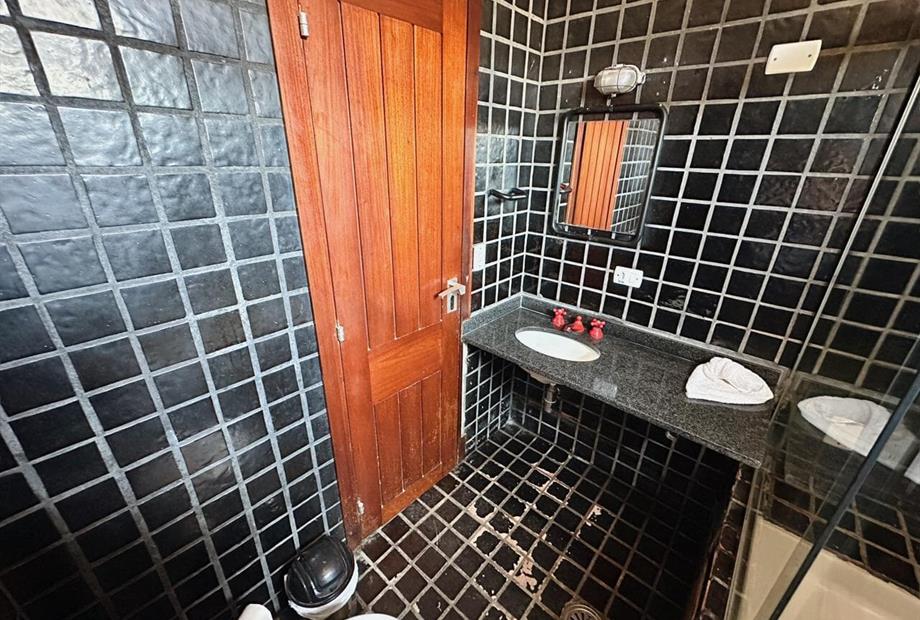 whatsapp image 2025-12-23 at 10.53.42.jpeg