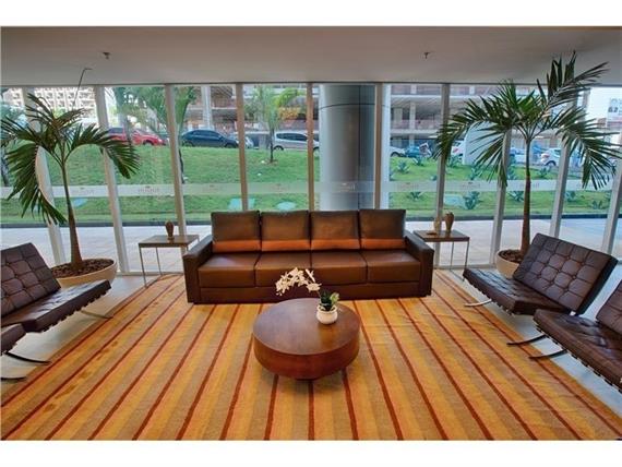 LOBBY (2).jpg