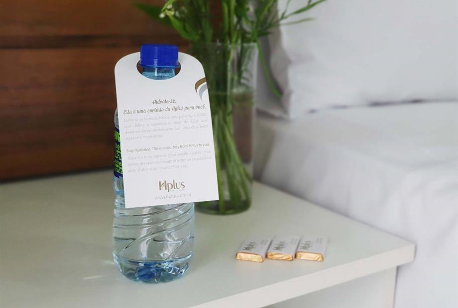 agua chocolates.jpeg