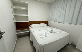 Standard - sem varanda -  1 cama de casal + 1 sofá-cama do Porto Star Prime by AFT