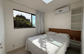SUPERIOR -  1 Cama de Casal, 1 Cama de solteiro + 1 cama de auxiliar de solteiro do Porto Star Prime by AFT