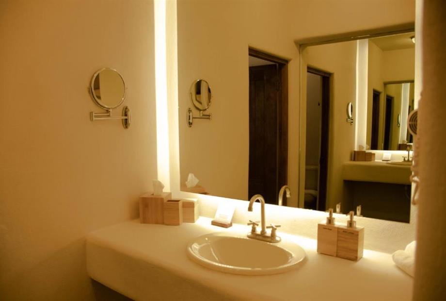 Quarto Deluxe com Cama Queen-size-4.jpg