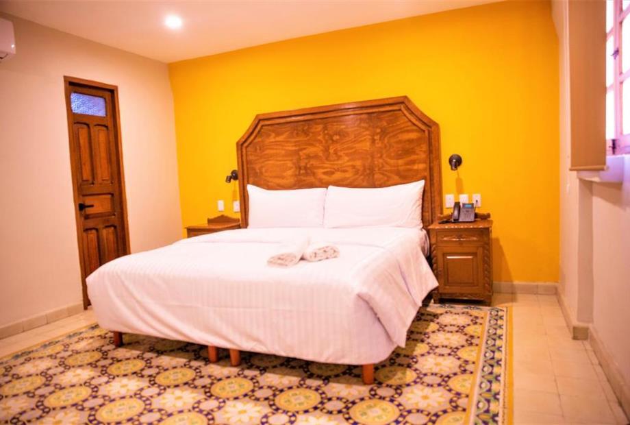 Quarto Standard com Cama King-size-5.jpg