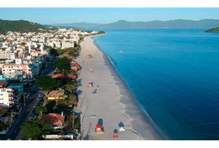 Praia Próxima ao hotel