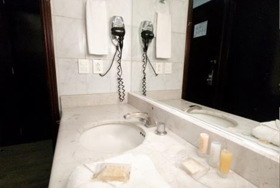 área baño hab std.jpg