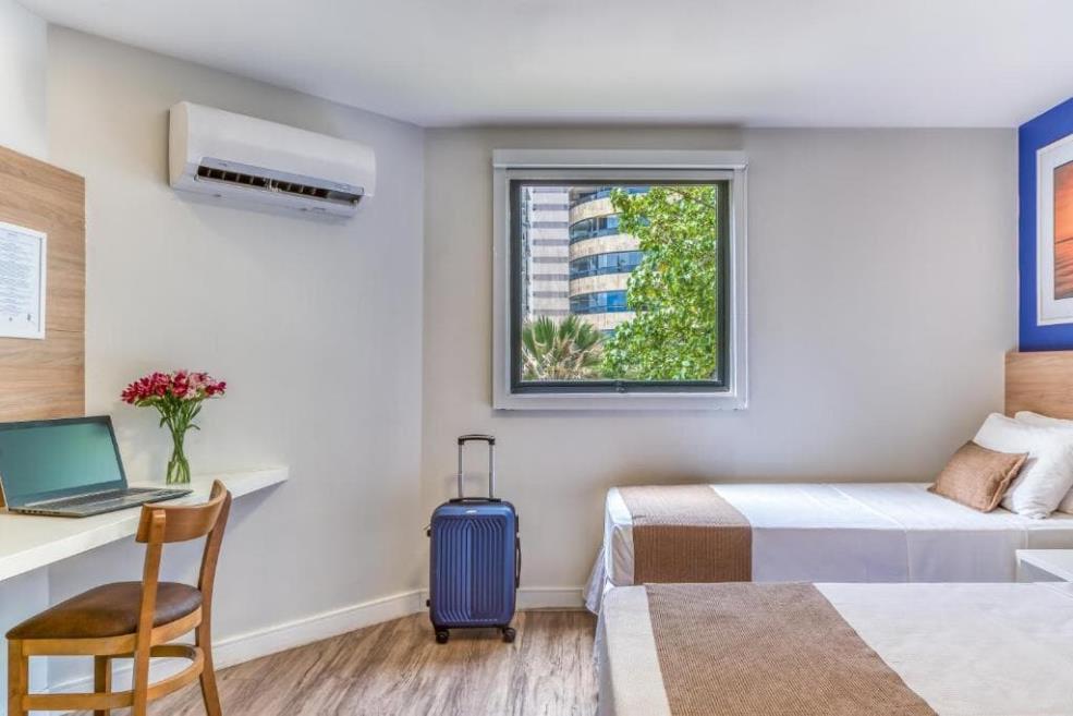 Quarto com Cama de Casal-4.jpg