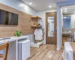 QUARTO CASAL COM ACESSIBILIDADE