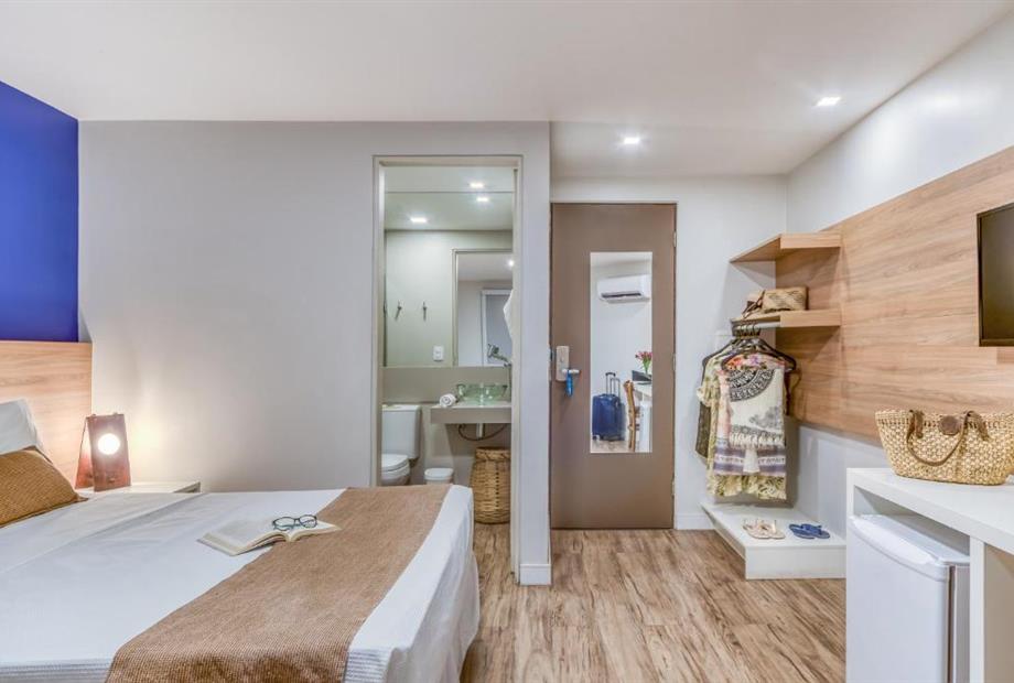 Quarto com Cama de Casal-1.jpg