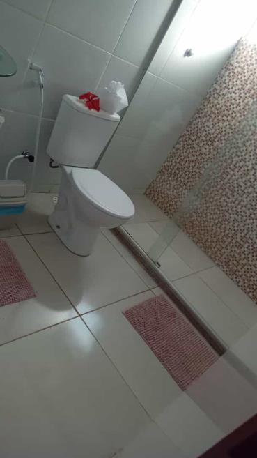 banheiro aratu triplo 03.jpeg