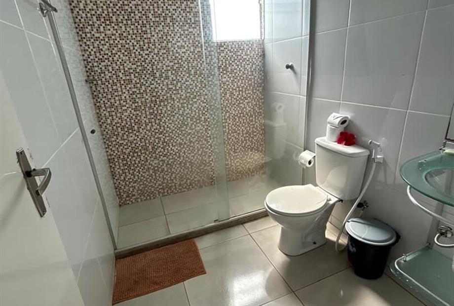 banheiro do triplo.jpg