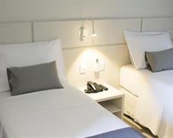 Twin - 2 Camas de Solteiro