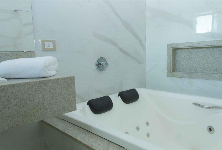 m banheira_9_11zon.jpg