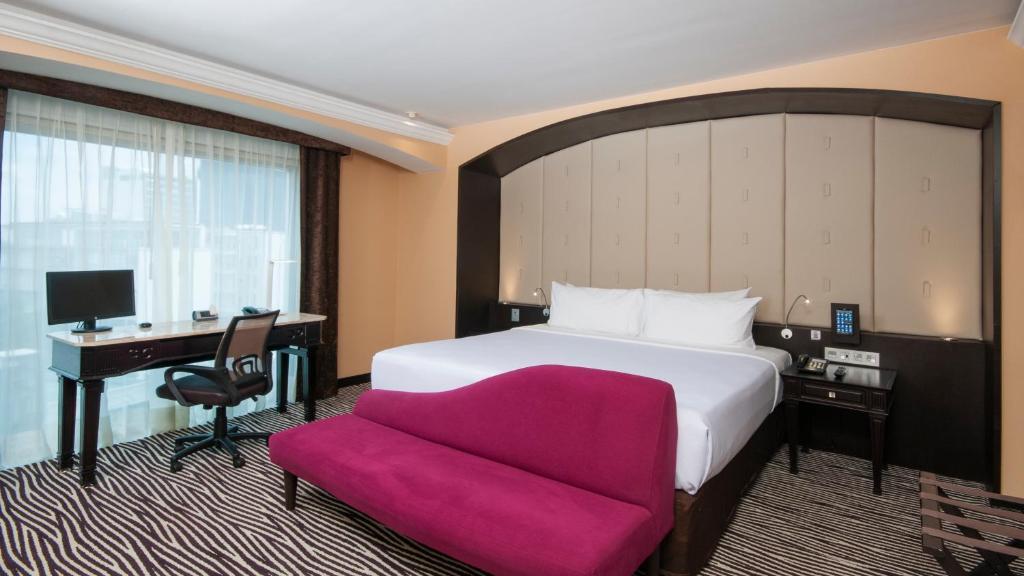 Standard Single Room - Quarto Individual Standard-6.jpg