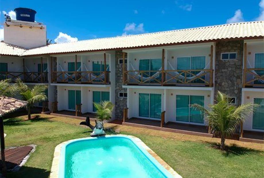 piscina + aptos (1).jpg