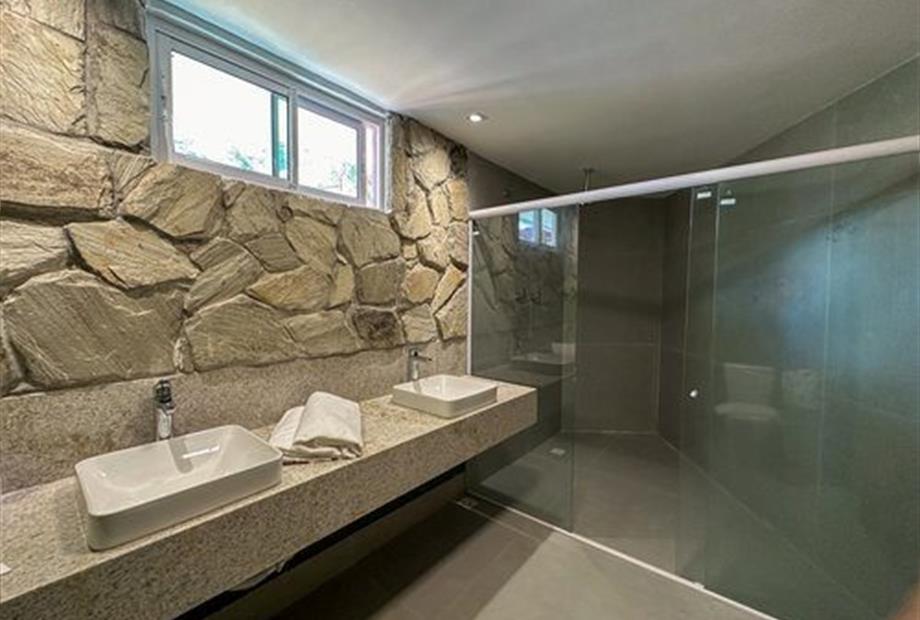 banheiro apto familia (1).jpg