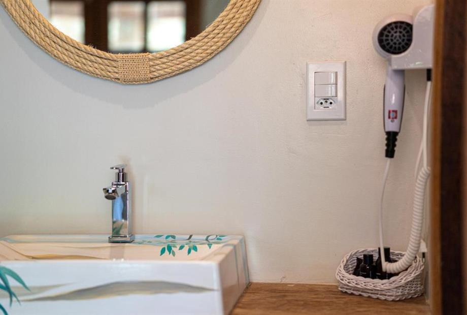 Suíte com Vista para a Piscina-5.jpg