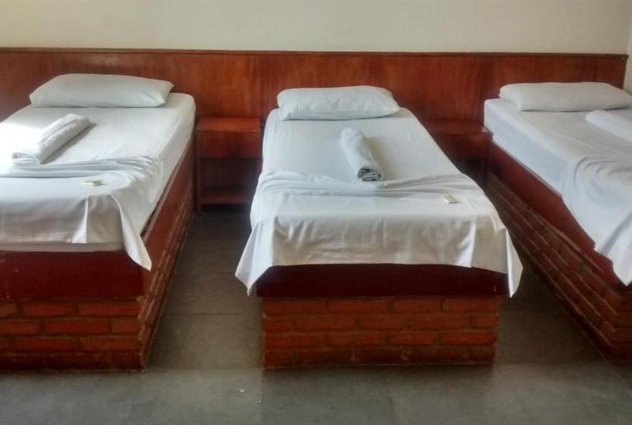 Quarto Triplo Econômico com Ventilador-1.jpg