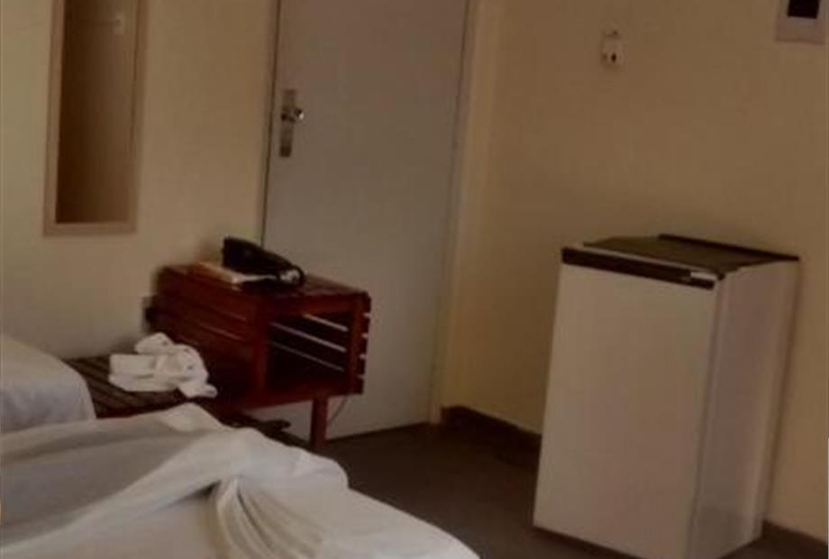 Quarto Triplo Econômico com Ventilador-5.jpg