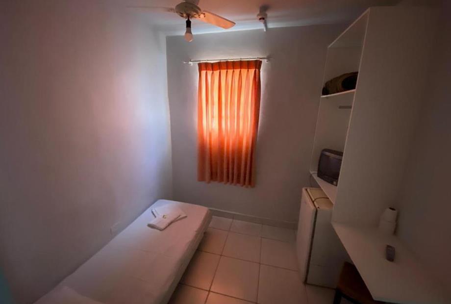 Quarto Individual Pequeno-2.jpg