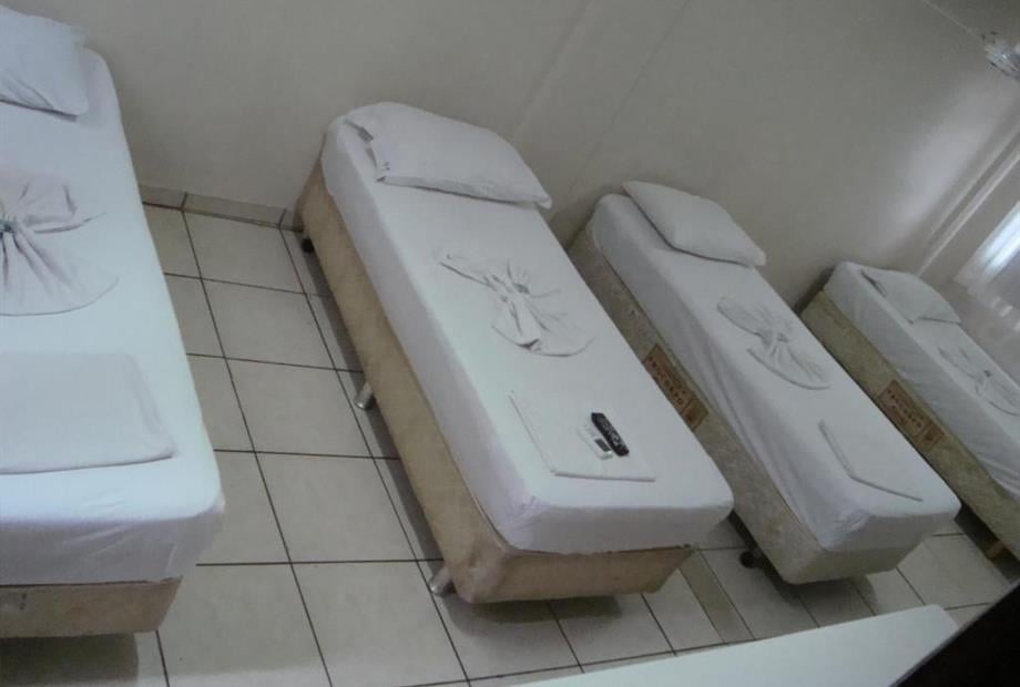 Quarto Quádruplo Standard-2.jpg