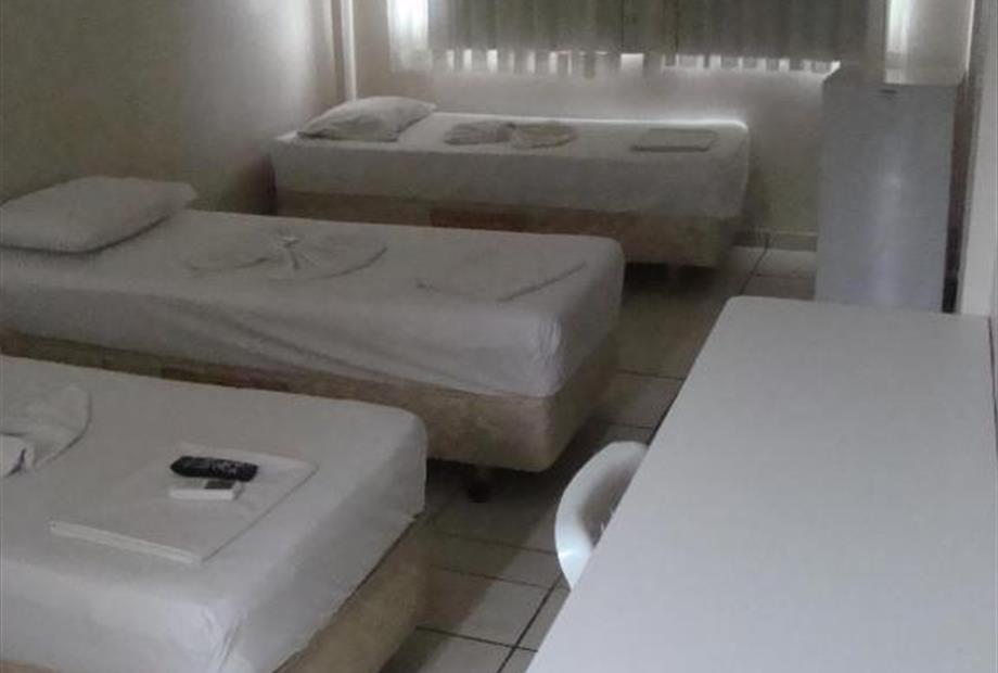 Quarto Quádruplo Standard-3.jpg