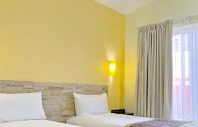 express double of Seven Crown Express & Suites by Kavia