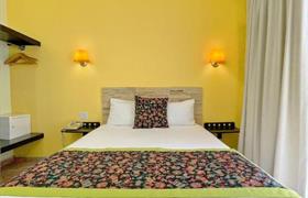 Standard Queen Room of Seven Crown Express & Suites by Kavia