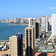 Apartamento de 2 Quartos com Vista do Mar