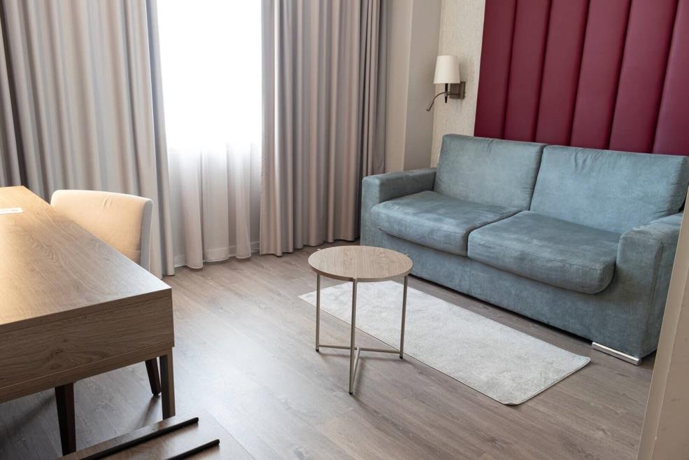 room_515_suite_3.jpg