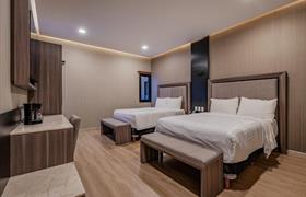 Deluxe Double Room of Hotel Kavia Premium