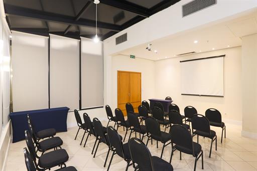 SALA 2 AUDITORIO TRADICIONAL (1).jpg