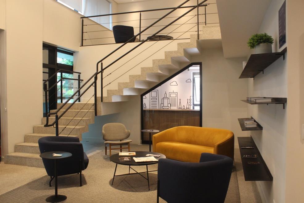 lobby (5).JPG