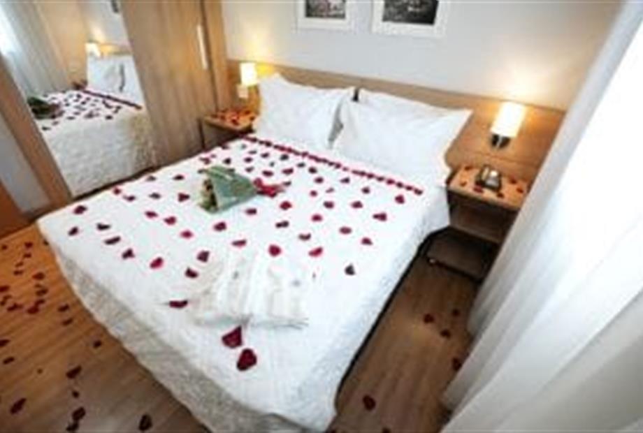 apto premium cama quen1.jpg