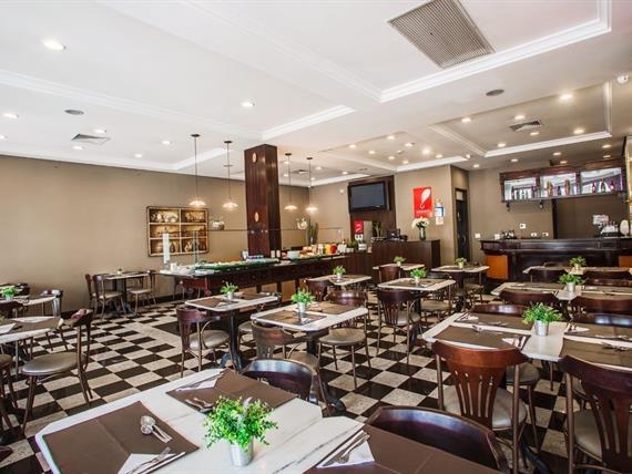 Hotel Transamerica Curitiba - Still-4-HDR.jpg