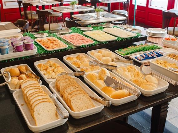 Hotel Transamerica Curitiba - Still-27-HDR.jpg