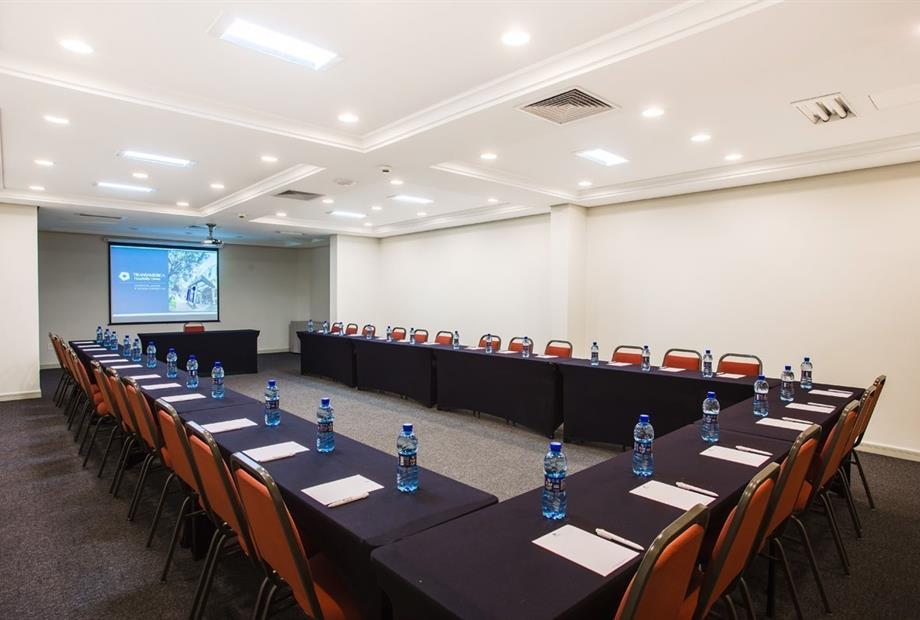 Hotel Transamerica Curitiba - Still-47-HDR.jpg