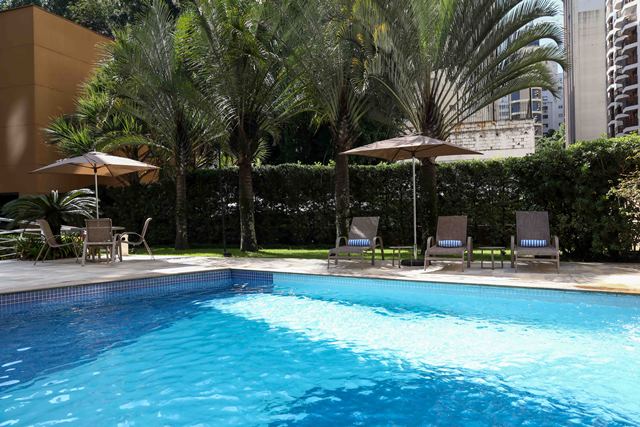 Piscina (4).jpg