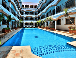 Hotel Colonial Playa del Carmen by Kavia