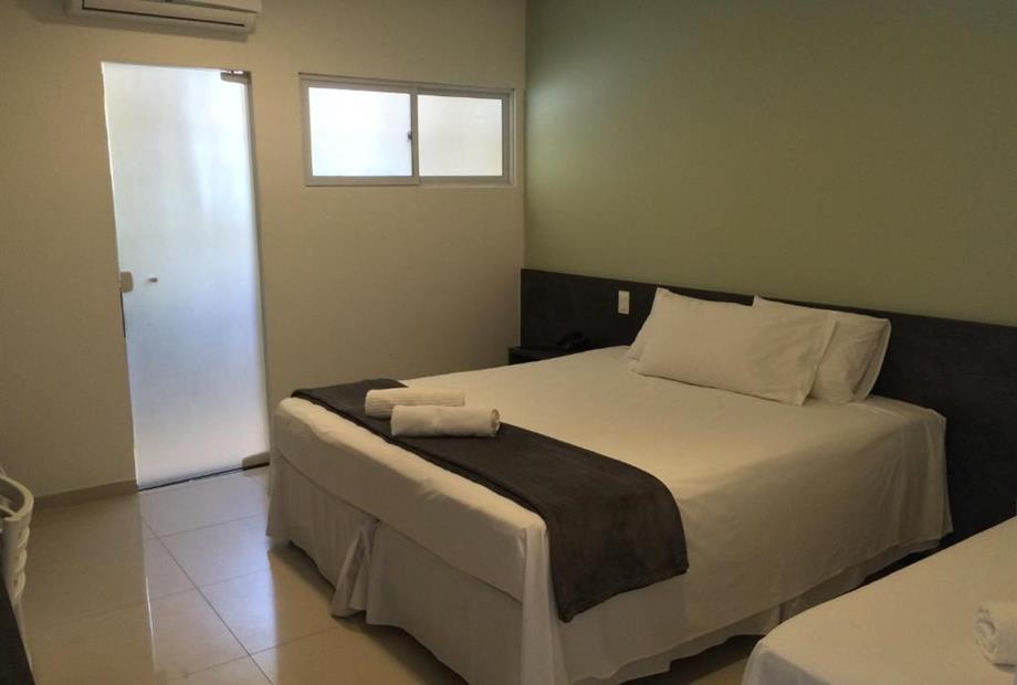 Quarto Triplo com Banheiro Privativo-6.jpg