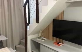 Familia - Duplex c/ ESCADA do SUNNY HALL BY AFT