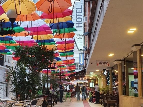 foto fachada alterada.jpg