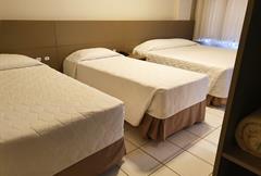 Quarto quadruplo/casal + 02 superior