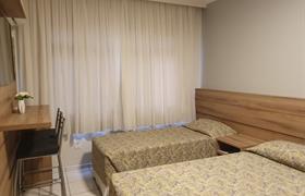 Quarto triplo/casal + 01 superior do HOTEL GUMZ