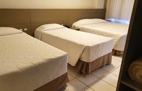 Quarto quadruplo/casal + 02 superior do HOTEL GUMZ