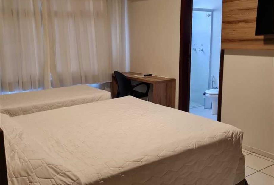 33. apto triplo ou casal + 01 superior.jpeg