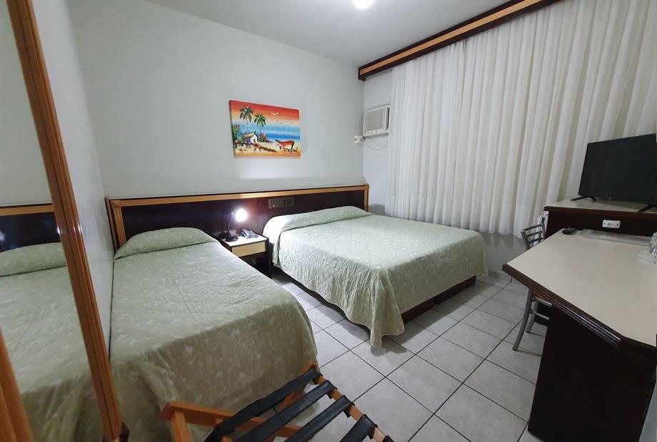 119 apto casal + 01 (triplo) standard b.jpg