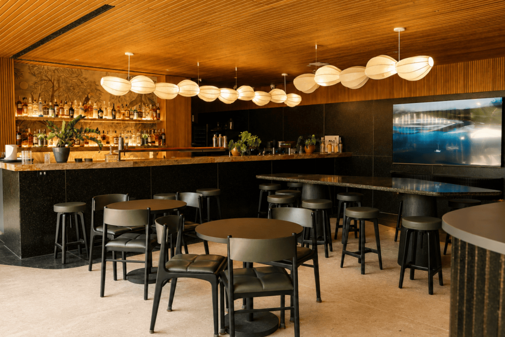 lake-building-bar-01.png
